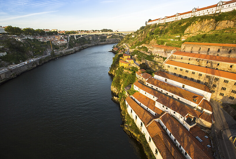 Vila Nova de Gaia, Douro River